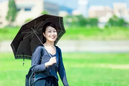 紫外線を浴びすぎると毛穴の開きにつながるの あしたの美肌 専門家による美容コラム